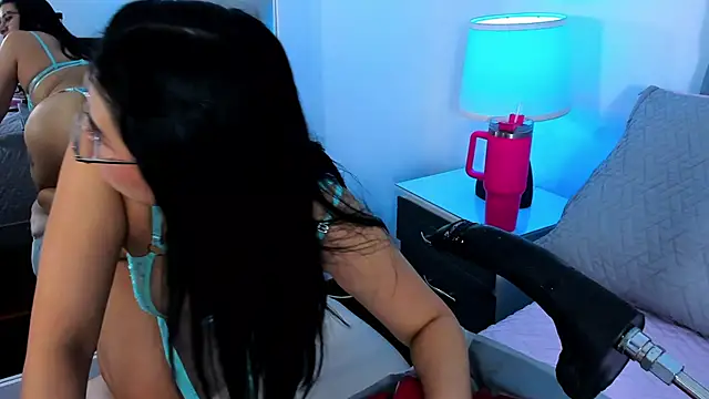 Samantha  Vega online show from 9, 1, 2026