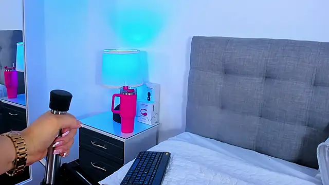 Samantha  Vega online show from 18, 3, 2025