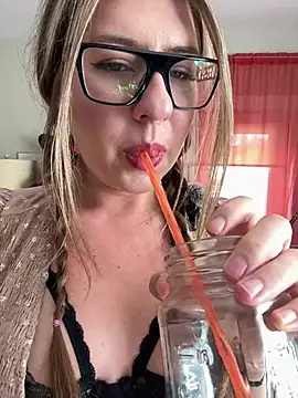 sophielove888 online show from 21, 3, 2025