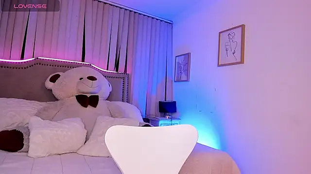 Bella ev online show from 15, 4, 2026