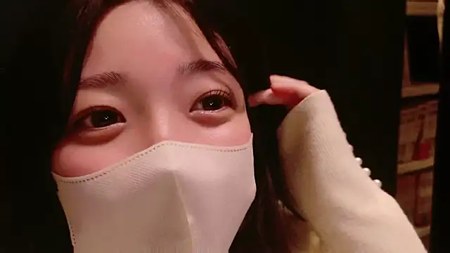 HaruruHappy online show from 7, 3, 2025