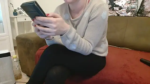 Jasmin-White online show from 7, 3, 2025