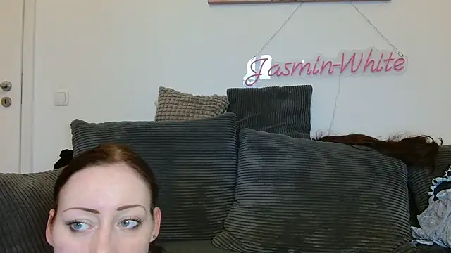 Jasmin-White online show from 23, 4, 2026