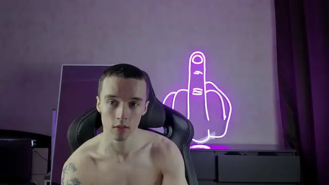 MasonWarholl online show from 10, 1, 2025