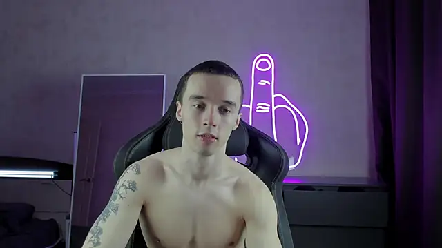 MasonWarholl online show from 10, 1, 2025