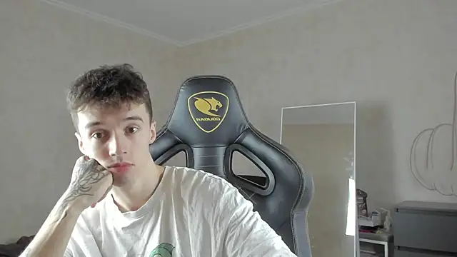 MasonWarholl online show from 6, 10, 2025