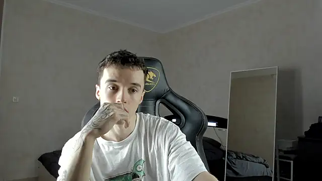 MasonWarholl online show from 4, 3, 2025