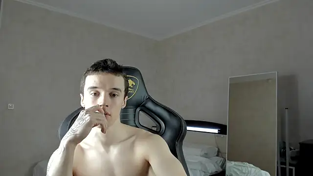 MasonWarholl online show from 8, 2, 2025