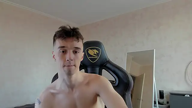 MasonWarholl online show from 8, 9, 2025