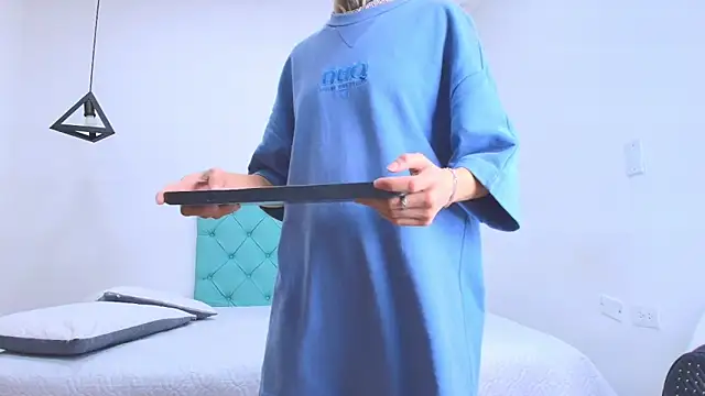 Tinny and Candy online show from 14, 3, 2025