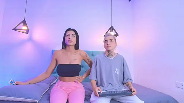 Tinny and Candy online show from 5, 3, 2025