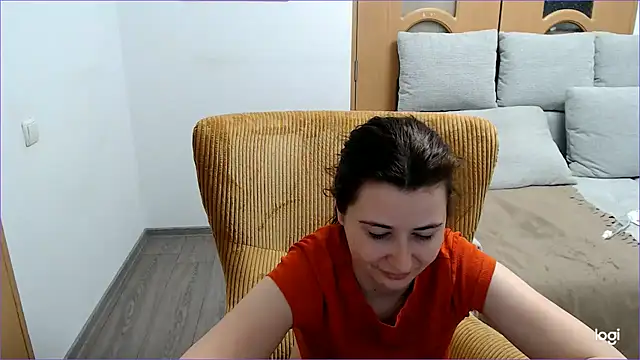 VioletaFlower7 online show from 18, 3, 2026