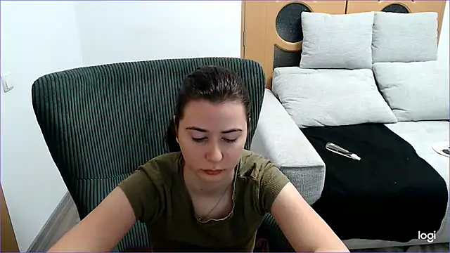 VioletaFlower7 online show from 28, 11, 2025