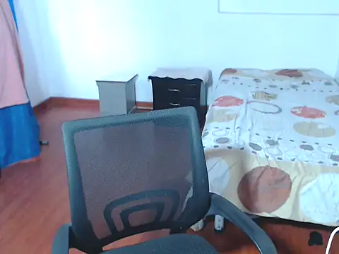 home vlak online show from 21, 10, 2025