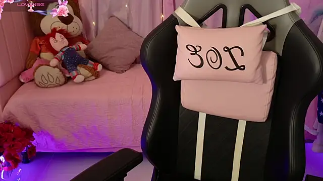 zoesullivan online show from 20, 5, 2026