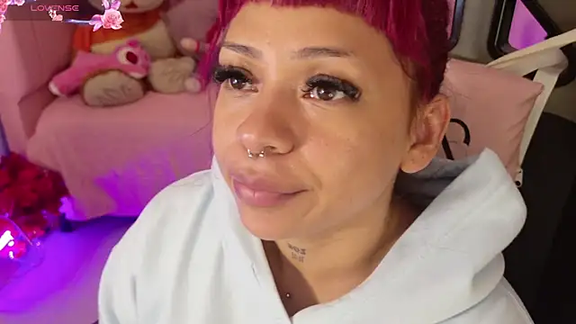 zoesullivan online show from 13, 7, 2026