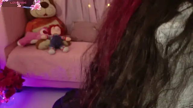 zoesullivan online show from 25, 7, 2026