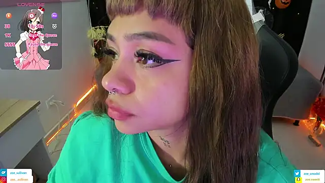 zoesullivan online show from 25, 10, 2025