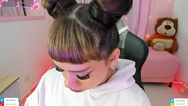 zoesullivan online show from 7, 11, 2025