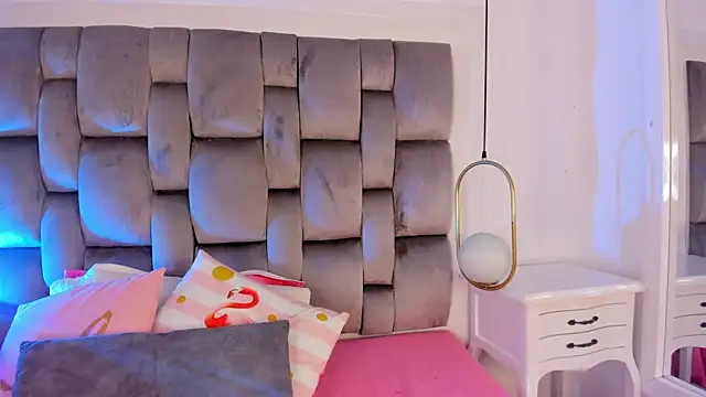 Ginger Violetta  online show from 31, 3, 2026