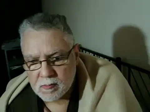 100Tauros online show from 18, 11, 2025