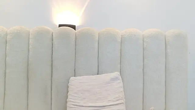 Snapshot of Juliabadlee chatting on 8, 1, 2026 Juliabadlee online show from 8, 1, 2026