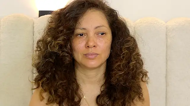 Juliabadlee online show from 14, 11, 2025