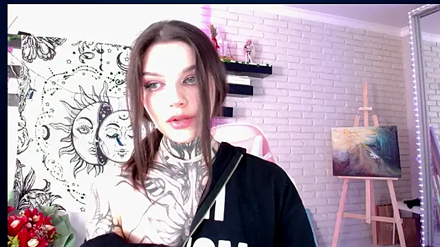 uwuxxxeva online show from 2, 3, 2025