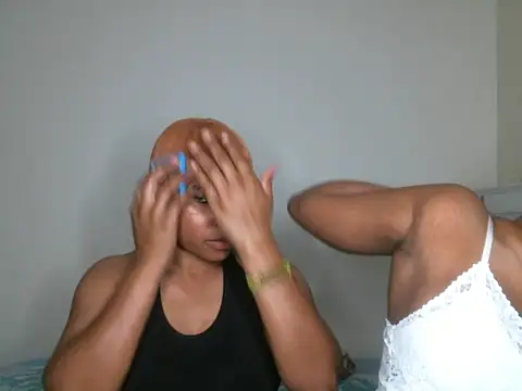 R-thequeen online show from 13, 2, 2025