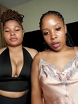 R-thequeen online show from 10, 2, 2026