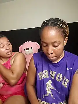 R-thequeen online show from 18, 4, 2026