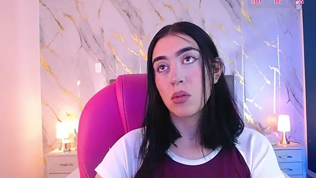 Julieta De Los Angeles online show from 11, 3, 2025