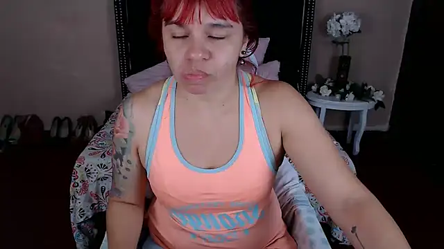 Snapshot of VioletaaaSlave chatting on 1, 6, 2026 VioletaaaSlave online show from 1, 6, 2026