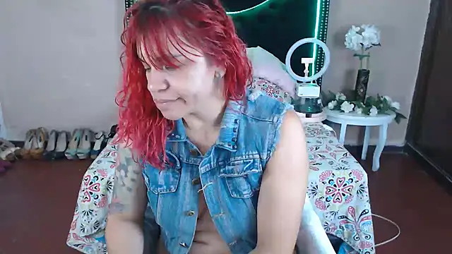 Snapshot of VioletaaaSlave chatting on 10, 3, 2026 VioletaaaSlave online show from 10, 3, 2026