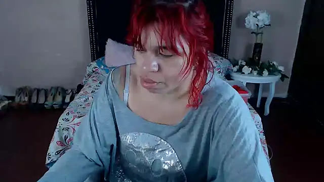 Snapshot of VioletaaaSlave chatting on 6, 3, 2026 VioletaaaSlave online show from 6, 3, 2026