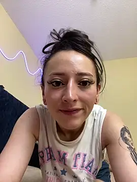 liaqueen610 online show from 21, 11, 2025