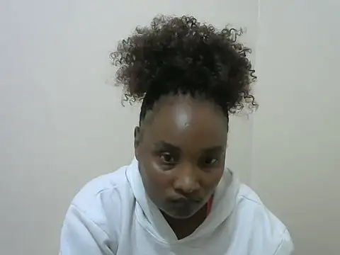 Snapshot of StacyGee24 chatting on 4, 10, 2025 StacyGee24 online show from 4, 10, 2025