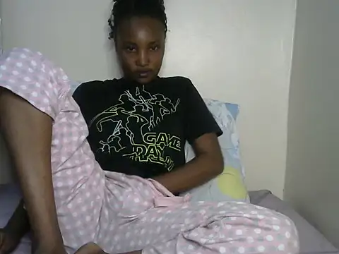 Snapshot of StacyGee24 chatting on 9, 11, 2025 StacyGee24 online show from 9, 11, 2025