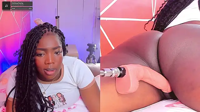 zoeethompson cm online show from 4, 11, 2025