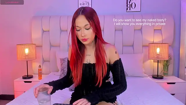 SkinnyFoxy online show from 4, 4, 2026