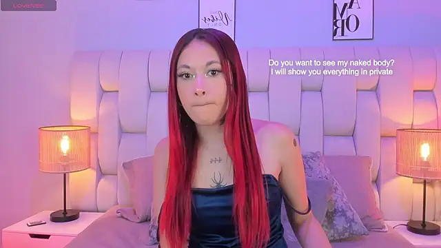 SkinnyFoxy online show from 22, 4, 2026