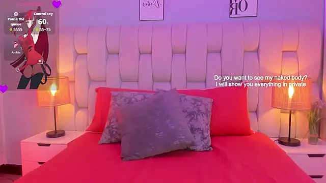 SkinnyFoxy online show from 11, 4, 2026