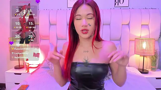 SkinnyFoxy online show from 10, 3, 2026