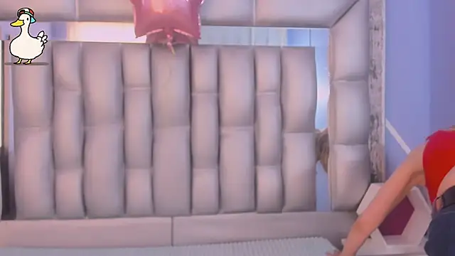 sophia ny online show from 8, 11, 2025