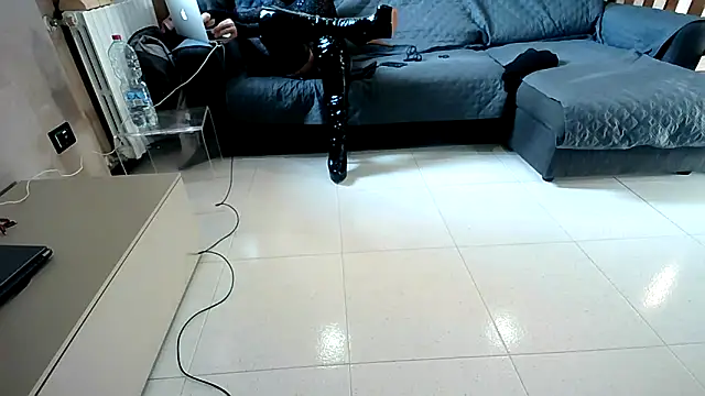 M87HOT online show from 9, 4, 2026