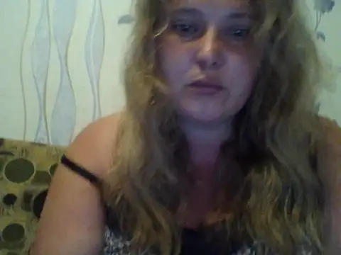 Snapshot of ParisMimi chatting on 7, 7, 2026 ParisMimi online show from 7, 7, 2026