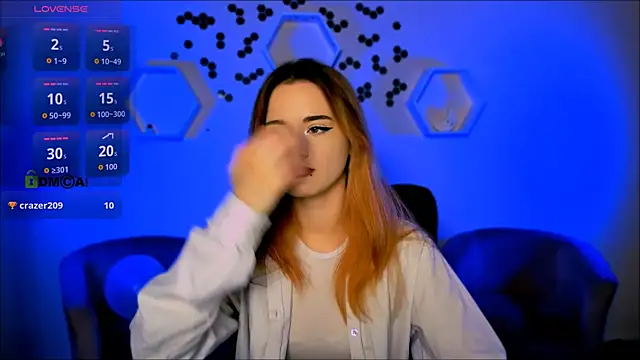 liana kisses online show from 19, 11, 2025