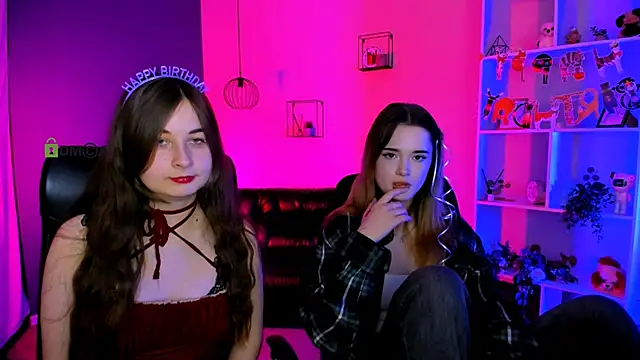 liana kisses online show from 7, 2, 2026