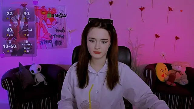 liana kisses online show from 3, 4, 2026