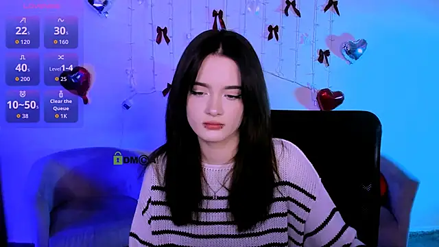 liana kisses online show from 7, 3, 2026